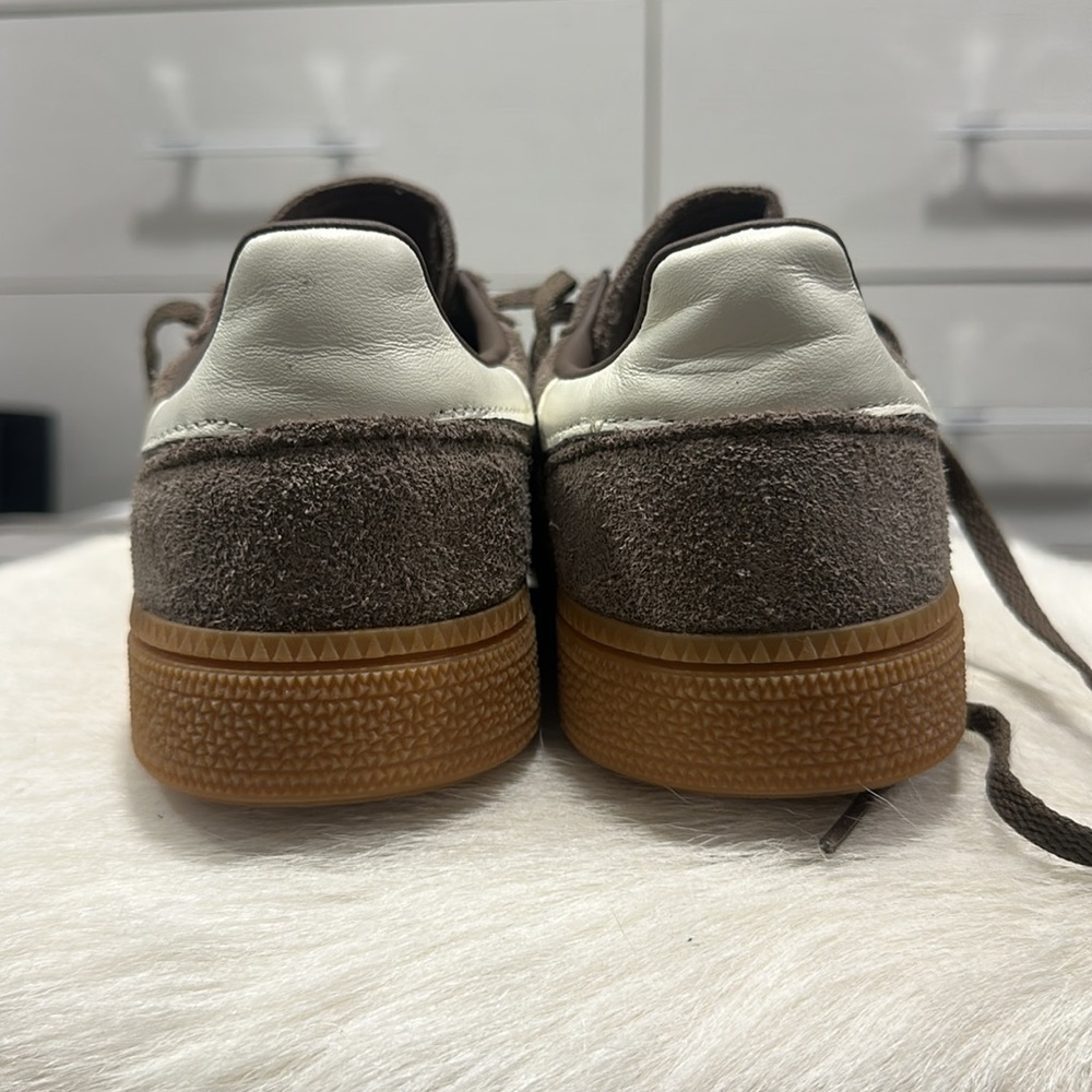 Brand new never been worn Adidas handball, Spezial brown and cream sneakers - Picture 4 of 4